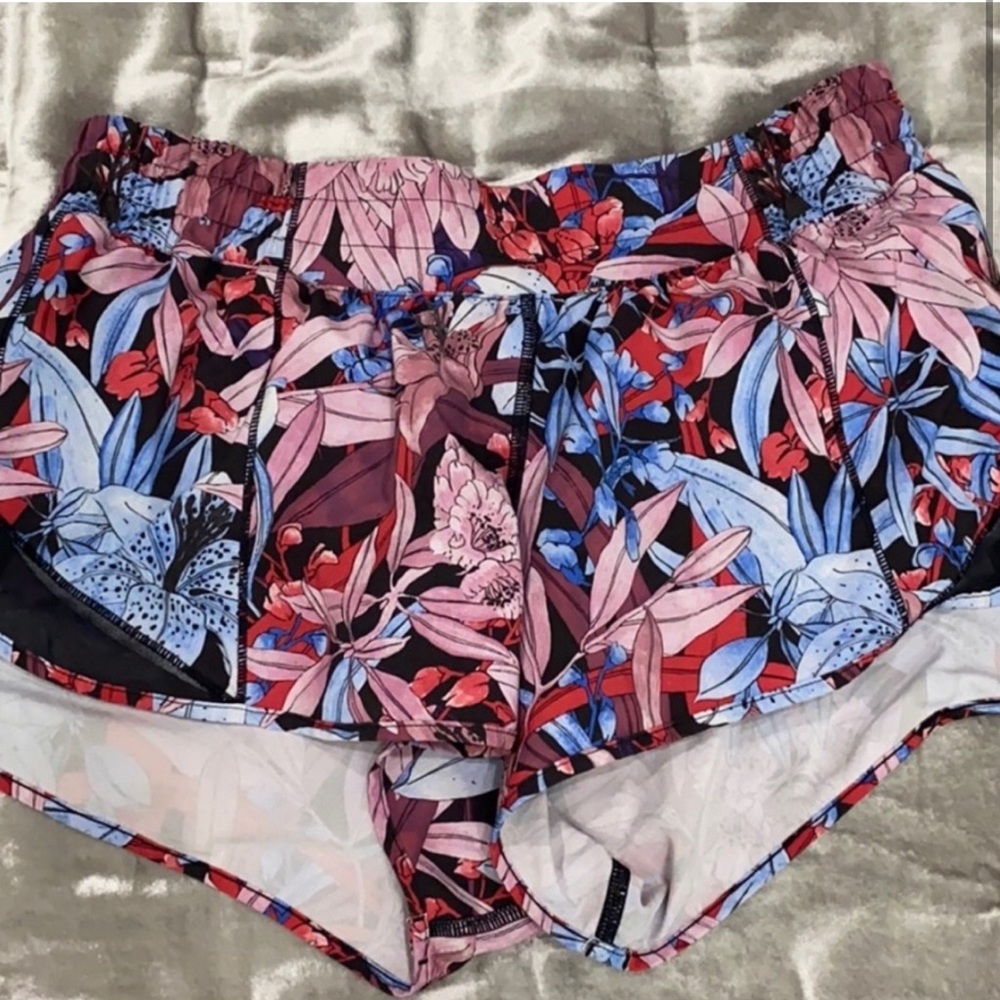 Lululemon Hotty Hot 2.5